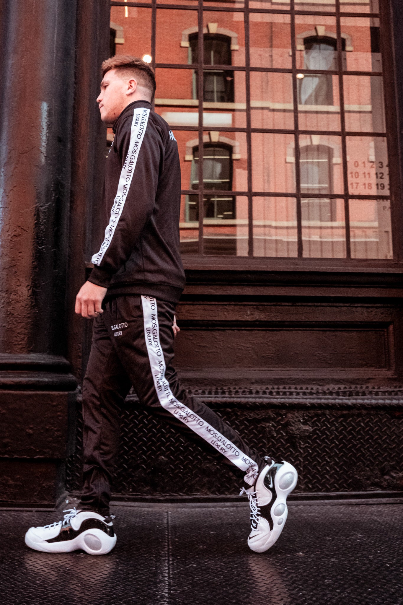 Luxury Tracksuit (Black) NOTICE: May take 1-2 weeks for delivery